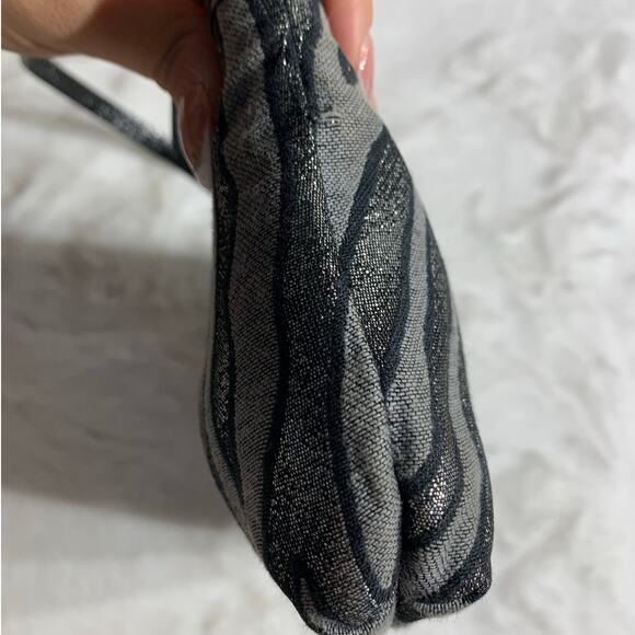 COACH - Picture 4 of 8